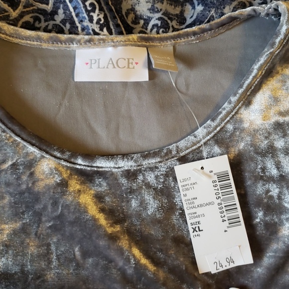 Top - Picture 3 of 3